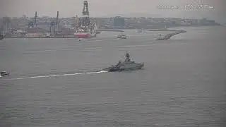 Малый ракетный корабль &laquo;Орехово-Зуево&raquo; проекта 21631  ВМФ России в проливе Босфор