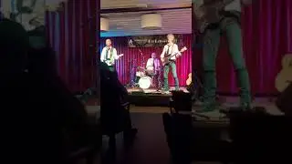 Crawatte Sprinter noar Wenters / Rockmusikanten