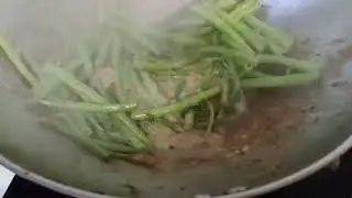 KANGKONG GINISA