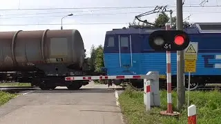 Przejazd kolejowy Zabłocie, ul. Skrajna