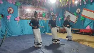 Three sisters from makhuam 1 B/C .Rongmei Gospel song. On Christmas night.