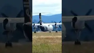 Hard Q300 Crosswind Landing at Blenheim Airport!