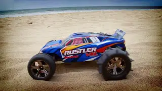 Traxxas Rustler VXL - Day at the Beach
