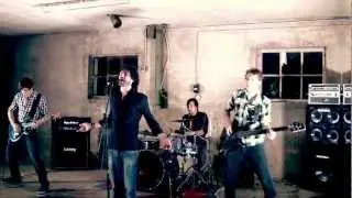 Dazy Nerds - Inner Beast (Official Music Video) HD