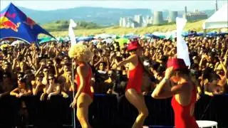 SUPERDOLLY ON THE BEACH BAYWATCH PARTY [HD]