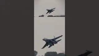 Su-27 Flanker Takeoff and Loop from RIAT 2018 in Fairford, UK