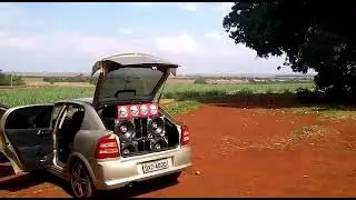 quatro tr620  espancando na taramps md 5000