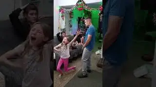 Chavarria Strong live! Music & Fortnite! Q & A? Ask the questions, we got ANSWERS! #sayhi #chavarria
