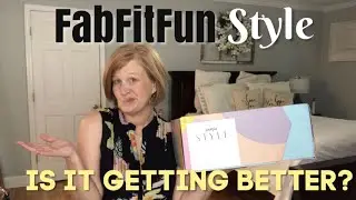 FabFitfun Style / August 2019 / Clothing Styling Box with Try-On