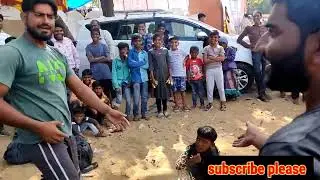 जादूगर सिकंदर का इंद्रजाल बच्चे की गर्दन से का चाकू किया आर पार puskar Mela 2023
