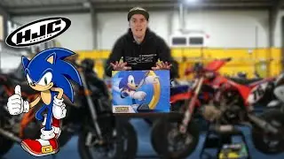 Unboxing the new HJC RPHA 11 Sonic the hedgehog helmet! #hjchelmets #hjcrpha11 #sonicthehedgehog