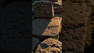 Ancient Stone Ruins 🌞