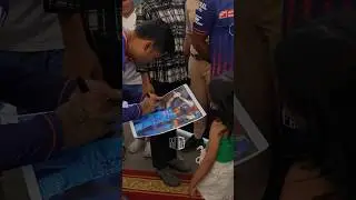 Suryakumar Yadav&rsquo;s Special Moment with a Young Fan | #MumbaiIndians #PlayLikeMumbai