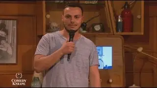 Osan Yaran in der Comedy Kneipe am 19.05. 21:55 Uhr bei RTL NITRO und online bei TV NOW