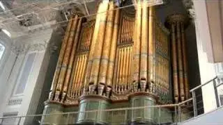 Inside Birmingham Town Hall