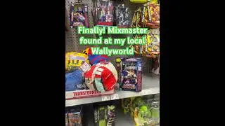 Mixmaster found in the wild, Florida #transformers #constructicons #studioseries #mixmaster #toyhunt
