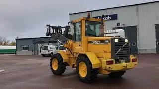 K&ouml;p Lastmaskin Volvo L50C p&aring; Klaravik