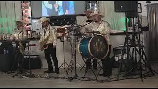 20 mujeres de negro by tamborazo  houston