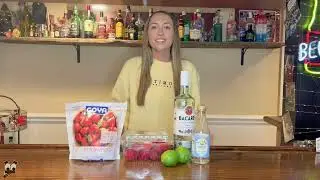 How to Make a Strawberry Daiquiri