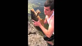 Snagging a 35 lb carp