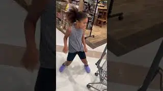 The mini cart at Lowe&rsquo;s food is everything! #scarlettgray #funny #shortsvideo