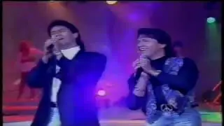 Gian & Giovani cantando ''Sai Dessa Coração'' no ''Sabadão Sertanejo'' (SBT - 1993)