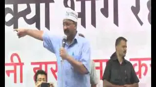 Arvind Kejriwal Adressing People at Jantar Mantar (Part 1)