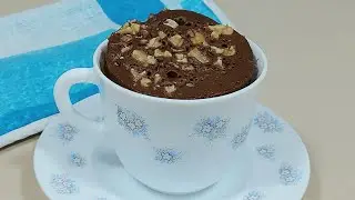 👌EN SÓLO 3 MINUTOS EN EL MICROONDAS 🔌 BIZCOCHO DE CACAO A LA TAZA ☕️ // BEATRIZ COCINA