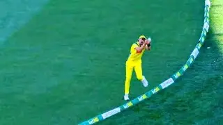 Mitchell Starc Takes Absolutely Insane Boundary Catch to Dismiss Axar Patel In Adelaide Oval 2nd ODI