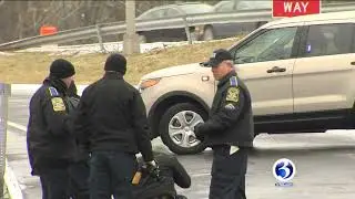 Video: Man's body discovered on Route 2 off ramp in East Hartford