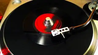 Basil Daley - Hold Me Baby