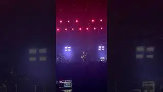 ALEX G - SPINNING (LIVE - BOSTON 9/11/25) #alexg #headlights #roadrunner #boston 