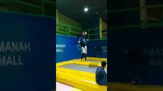 is this reverse video or original ? #parkour #flips #stunts #viral #jump