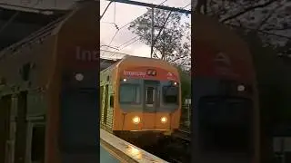 v set train arrival at katoomba Station #intercitytrain #katoomba #youtubeshorts #shorts #youtube
