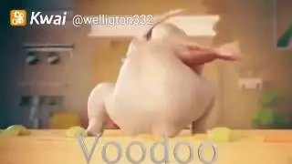 Frango dan&ccedil;ando bum bum tam tam