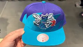 Charlotte Hornets NBA Mitchell & Ness Snapback Hat Shark Tooth Purple Teal