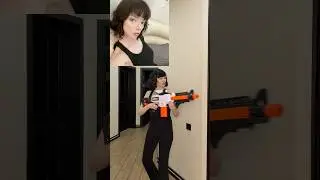 опять своим ущельем отсвечиваю | тык в шапке профиля