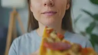 Savory Chicken, Pumpkin, and Pesto Pizza Recipe