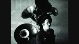 Tom Waits Better off without a wife