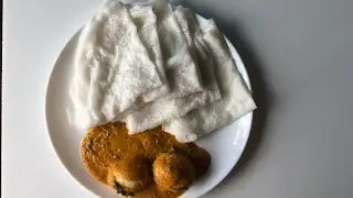 NEER DOSA WITH  EGG CURRY IN COCONUT MILK