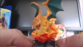 Pok&eacute;mon Trading Figure Game (TFG) unboxing