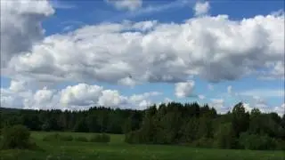Hans testflyr sin nye racerdrone p&aring; airport 'en 5.6.2017