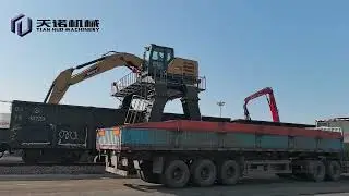Train wagon unloading excavator #train #unloading #excavator #railwaycar #unload #system
