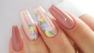 Nude, shimmer & pastel flowers nails art tutorial / Eveline Cosmetics