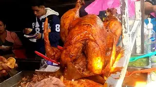 Tacos de pavo y carnitas de puerco en el mercado de la merced, Ciudad de México 