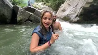 yeh ladki ne kya kardiya mere saath hidden water fall me 😱