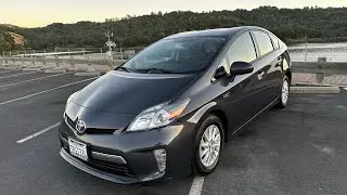 2013 Toyota Prius Plug-in Hybrid Advanced 4dr Hatchback - Low Milage - Grey