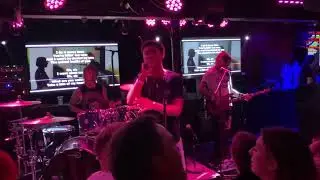 Animal - Neon Trees karaoke at Dark Horse Tavern