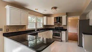 13952 Valley Country Dr, Chantilly, VA 20151