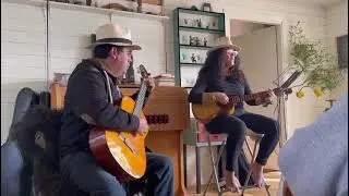 Como llora una estrella- Versión propia del dúo. Autor Antonio Carrillo